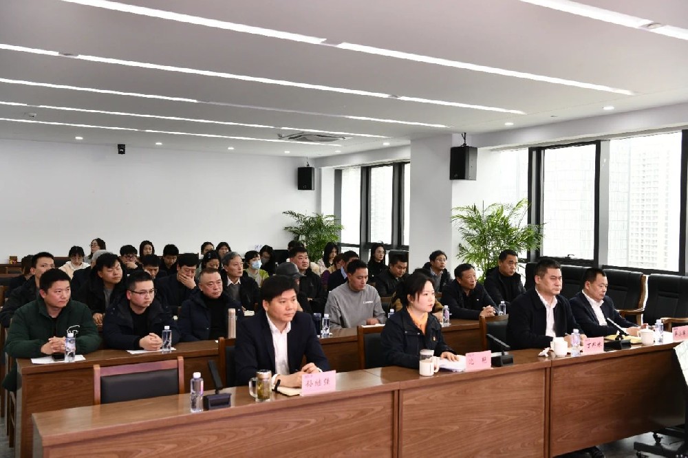 從“心”出發(fā)！江蘇遠洋“奮楫遠洋大學堂”開講啦！