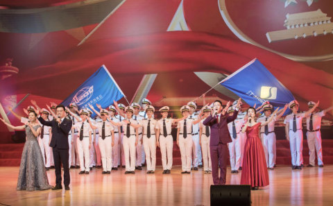 守初心，擔使命，迎國慶 公司組織職工參加省港口集團慶祝 新中國成立70周年匯報會