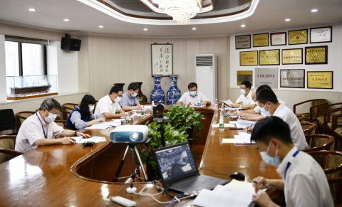 江蘇遠(yuǎn)洋召開黨委理論學(xué)習(xí)中心組（擴(kuò)大）會(huì)議